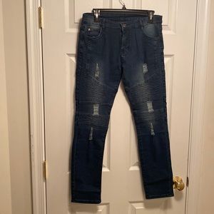 Brand New Fashion Distressed Moto Jeans…size 14